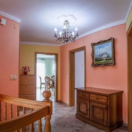 Apartma Ajda 公寓 Komenda